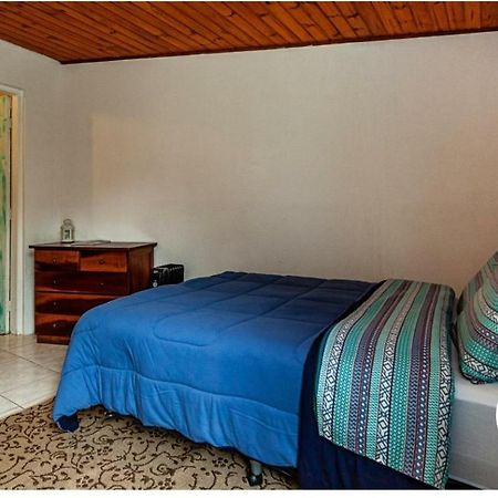 Edicula Privativa Quitinete Apartment Campos do Jordão Exterior foto